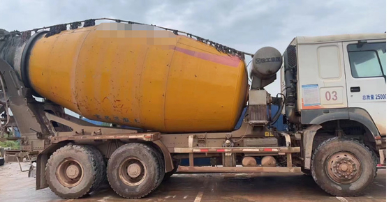 XCMG Kullanılmış Beton Mikseri Kamyonu 12m3 XZJ5250GJBA1 2015 Modeli